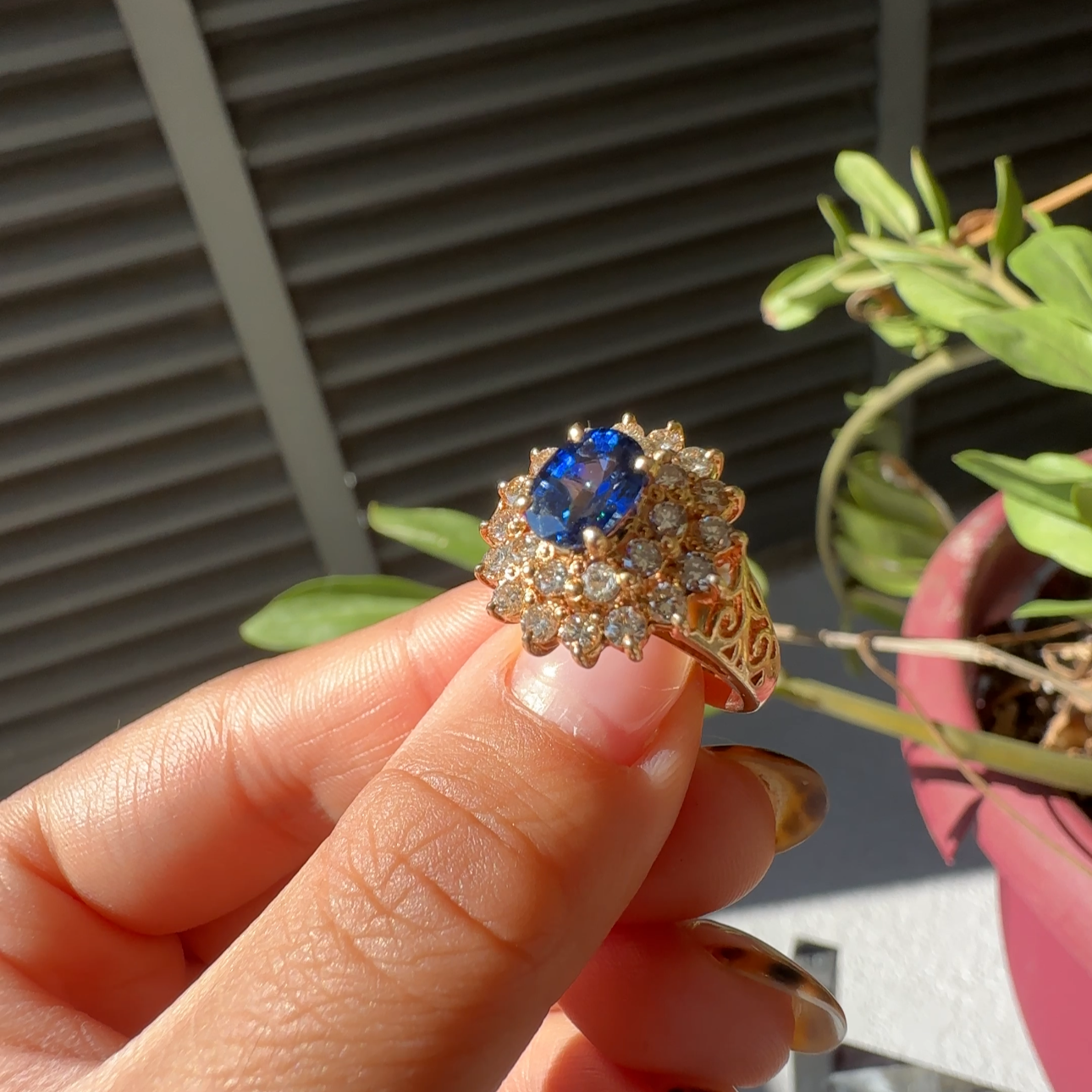 18K Yellow Gold Sapphire and Diamond Ring