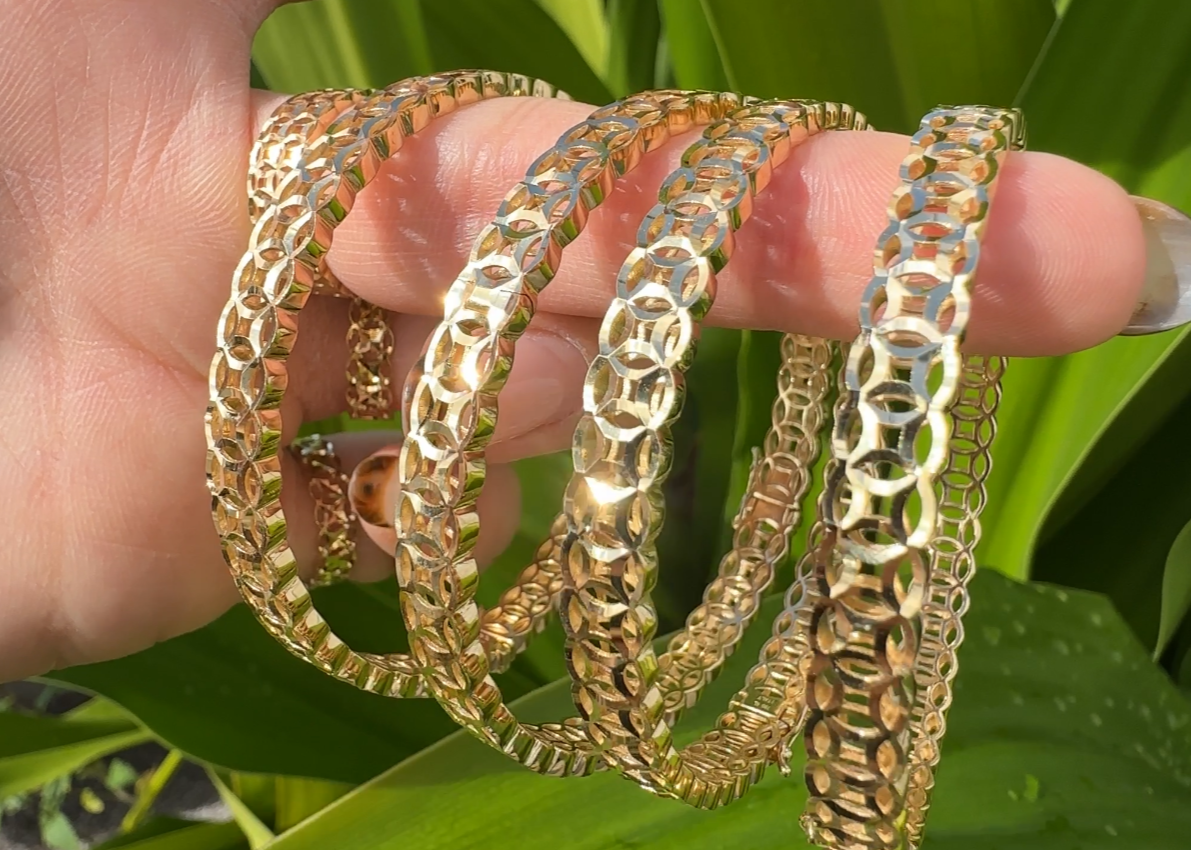 18K Yellow Gold DC Money Coin Bangle