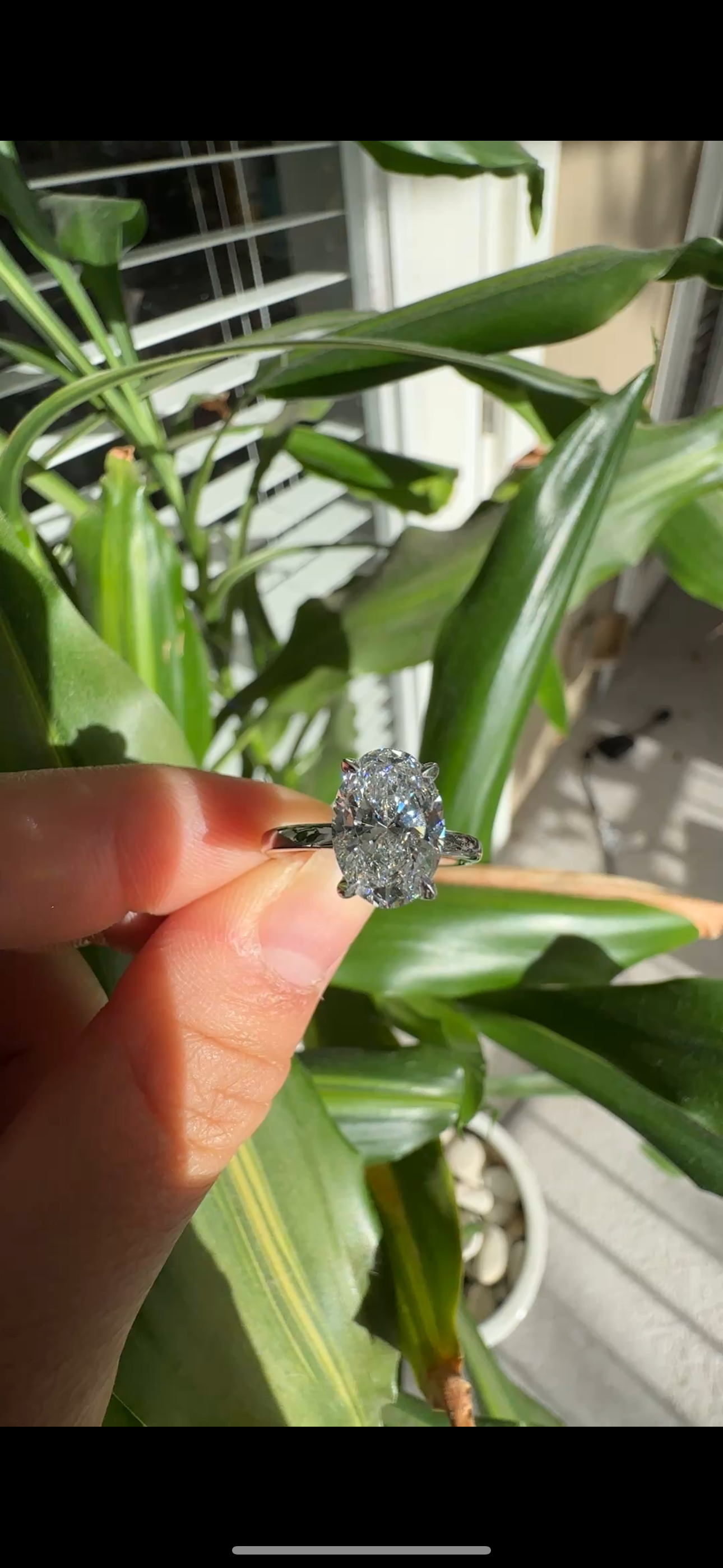 2.56CTS F VVS2 Lab-Grown Oval Engagement Ring with 14KW Setting