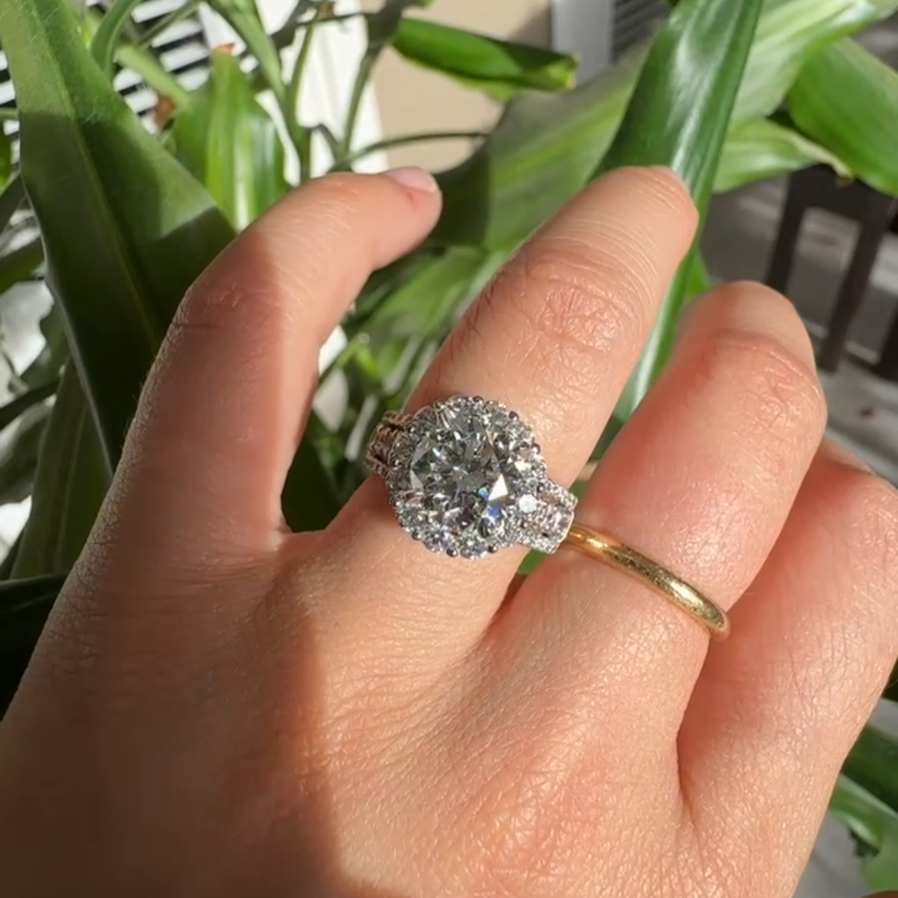 2.50CTS E VVS2 Lab-Grown Diamond Engagement Ring